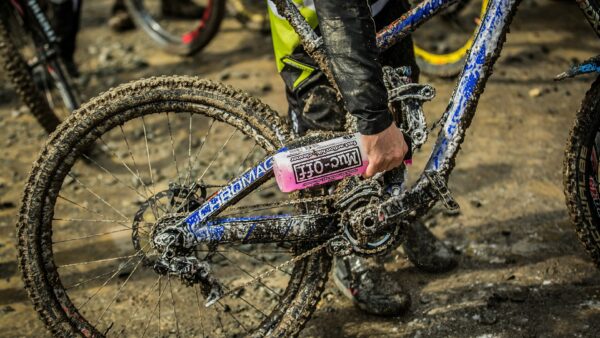 PISTOLA MUC-OFF LIMPIADOR DE BICI BIO 1 LITRO (FAST ACTION BIKE CLEANER) - Imagen 3